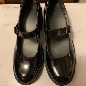 Brand New Old Navy Women’s Black Mary Jane Shoes